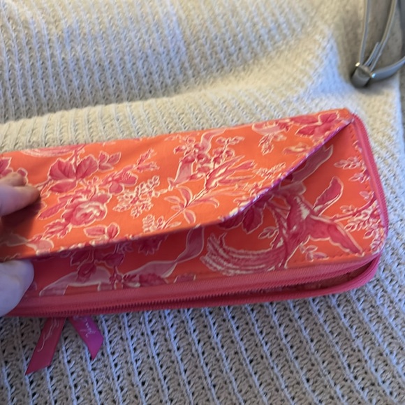 Vera Bradley Personal Travel Organizer Wallet in Hope Toile - Picture 3 of 5